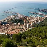 Tenuta Croce Karol-piscina-vista Mare * Salerno